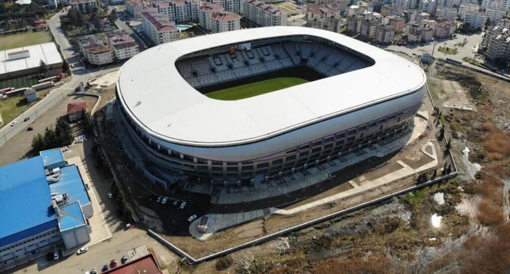 Nuovo stadio di Sakarya Ataturk